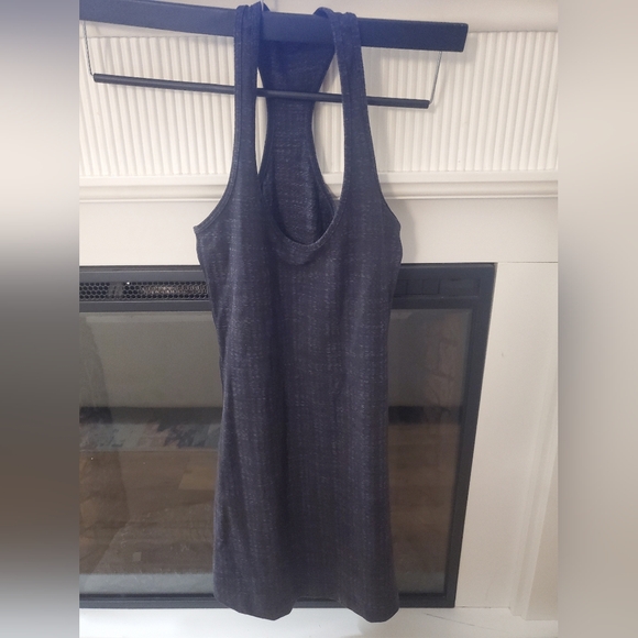 Lululemon athletic - Picture 2 of 2